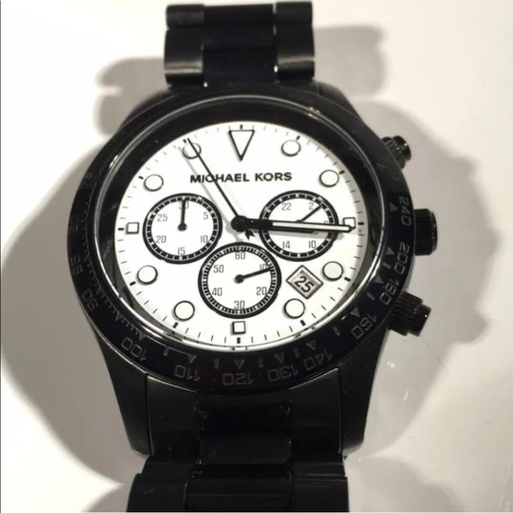 Michael Kors woman’s watch 🌺 - Picture 5 of 13